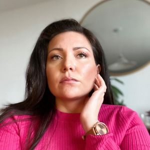 Meet your Posher, Christine